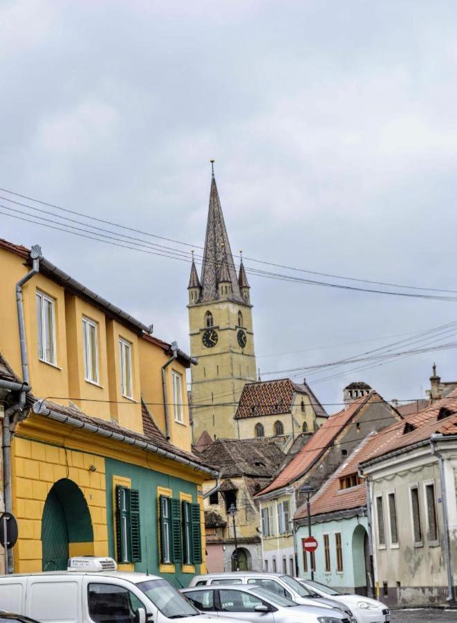 Twins Boutique Korsy Apartment Sibiu Exterior foto